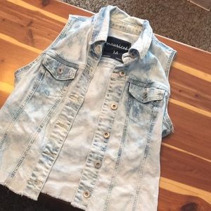 Maurice’s Jean Vest